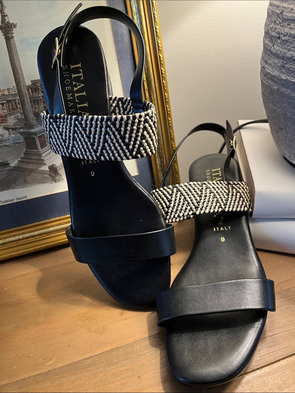 ITALY 🇮🇹 Soft Leather Sandals 👡 NWT